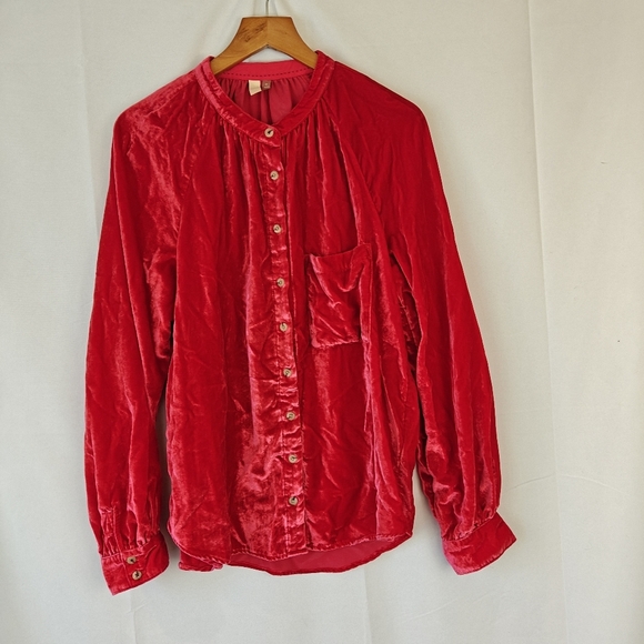 Anthropologie Pilcro Puff-Sleeved Velvet Buttondown Red/Rouge Size Medium - Picture 5 of 12